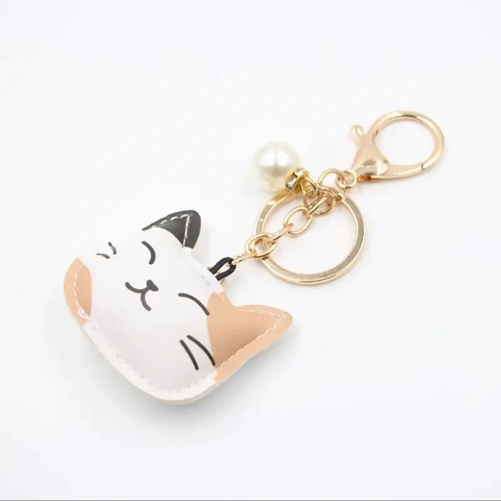 Cat Keychain with Pearl Accent, NEW